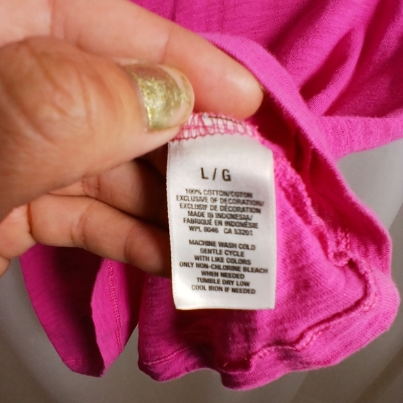 #465 Pink V-Neck Aeropostale Shirt - Picture 6 of 15